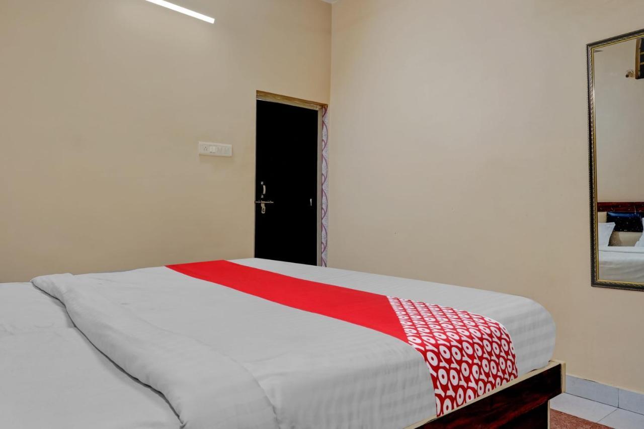 Flagship Hotel Sivam Palace Rāipur Zewnętrze zdjęcie